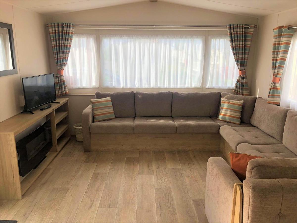 Cedar Deluxe Holiday Home Chapel Saint Leonards Εξωτερικό φωτογραφία